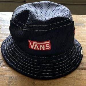 Vans bucket hat